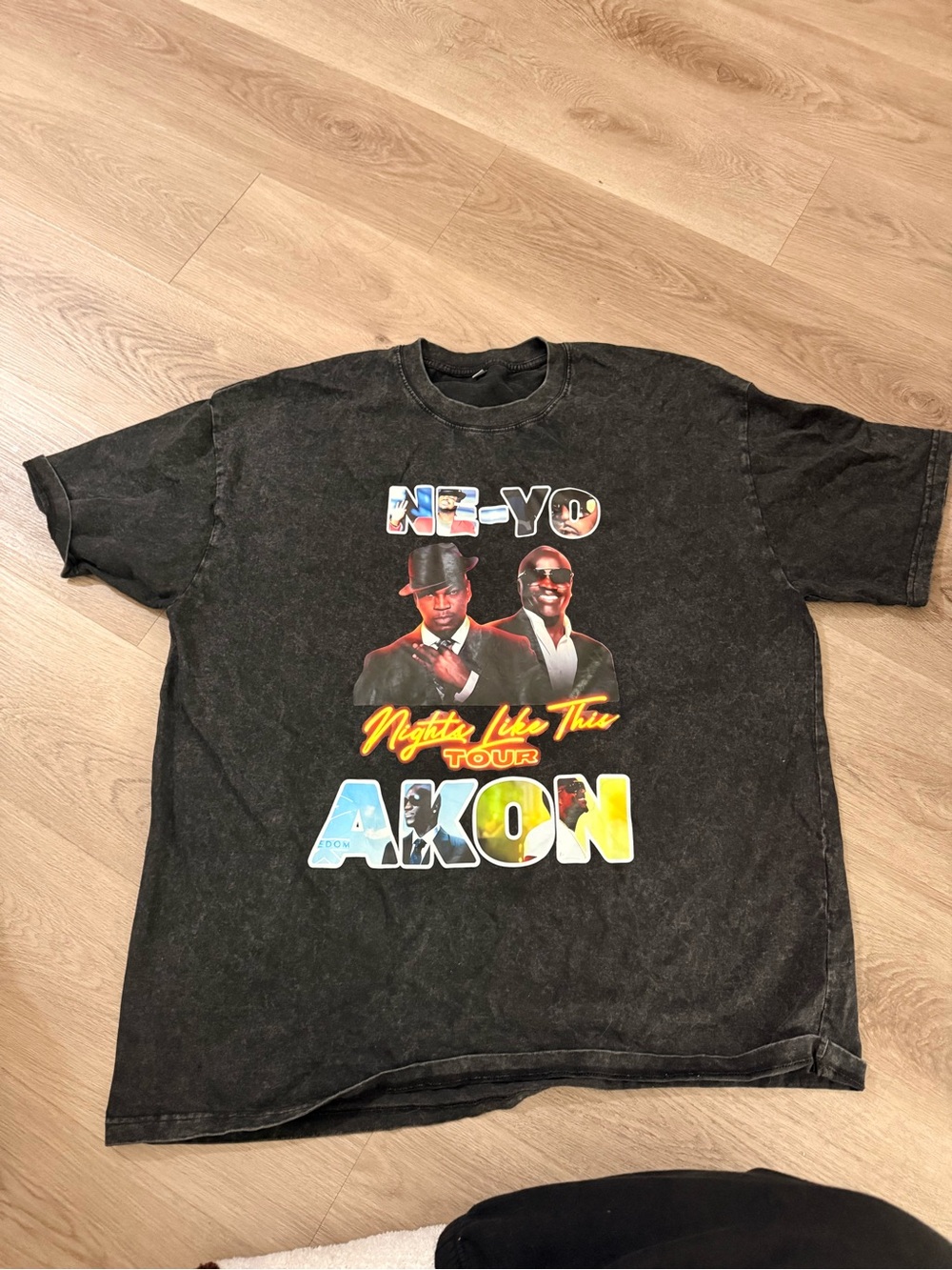 Akon x Ne-Yo 'Night Like This Tour' Black Graphic T-Shirt